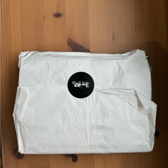 🌸 Coach Klare Crossbody Bag With Floral Print - Picture 15 of 16